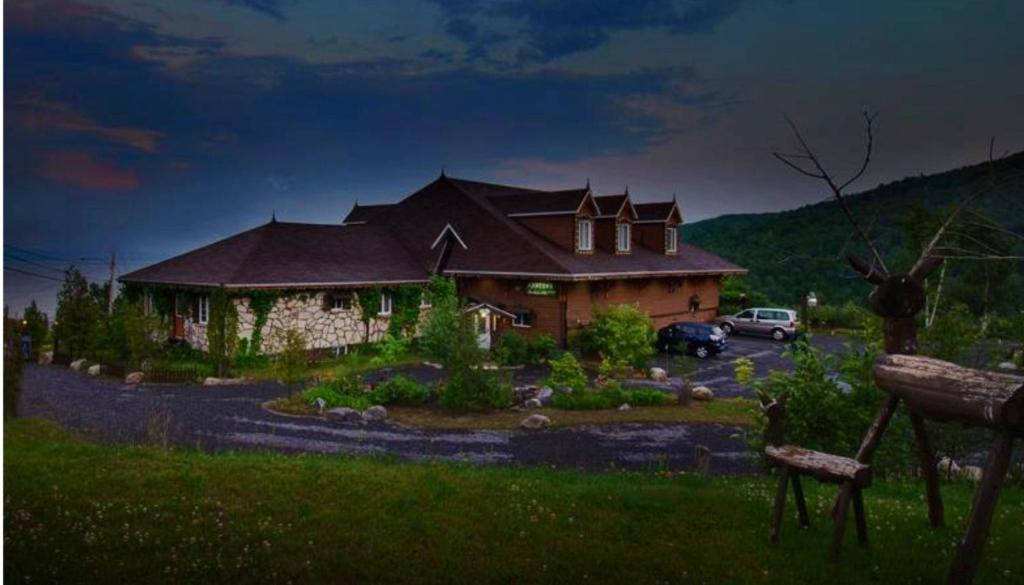 Auberge La Cote D'Or Petite-Riviere-Saint-Francois Exterior foto