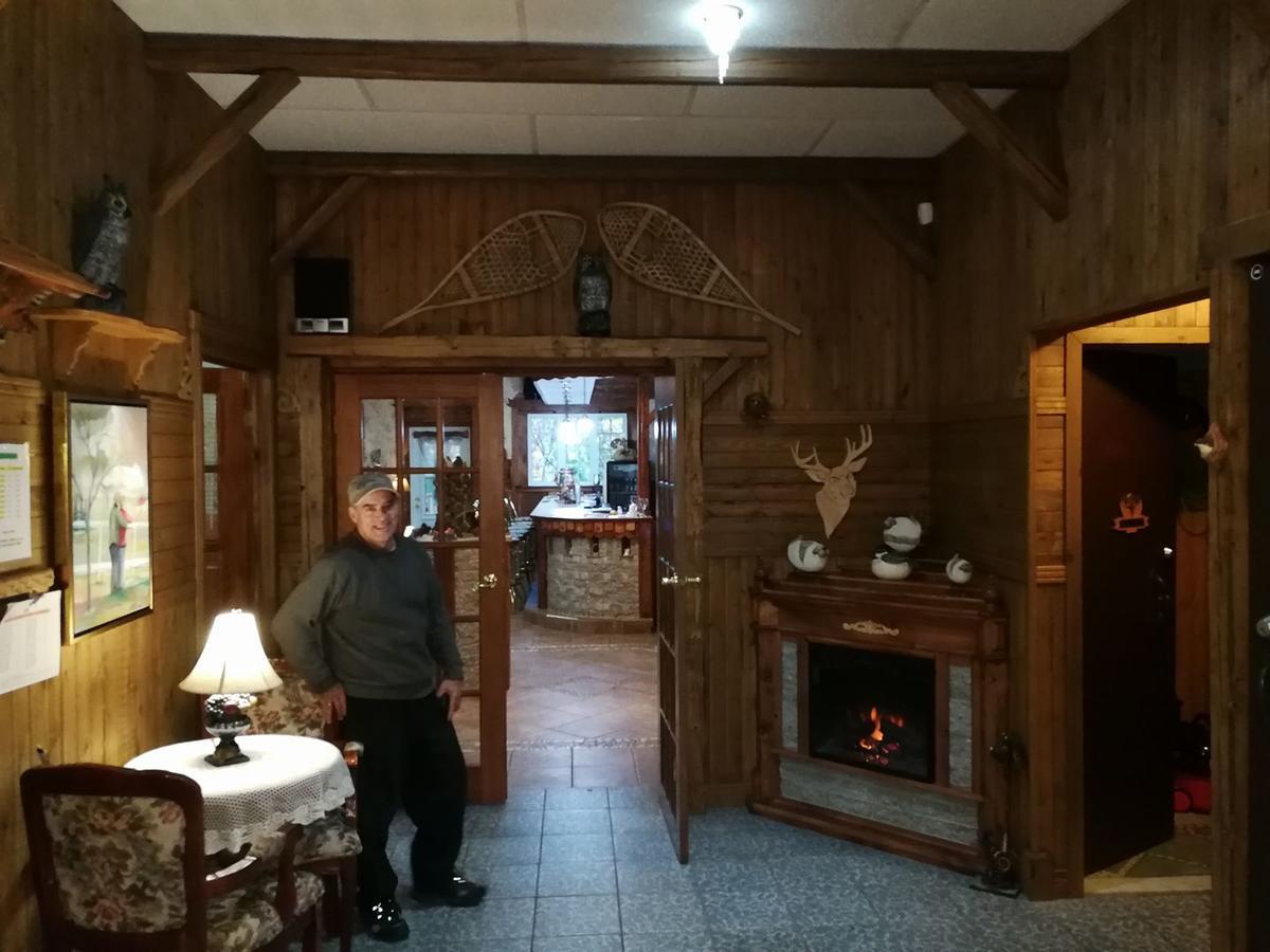 Auberge La Cote D'Or Petite-Riviere-Saint-Francois Exterior foto